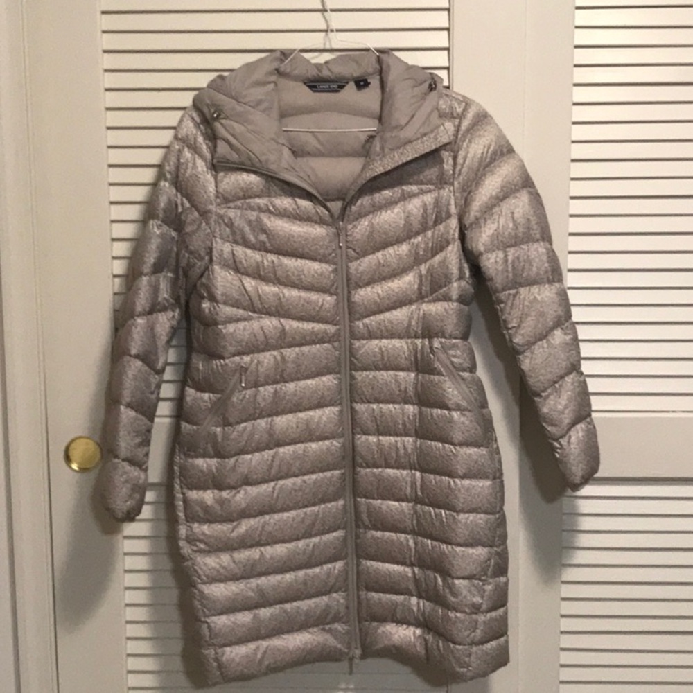 Preowned Lands End Women’s long puffy coat - medium - gray